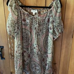 Women’s Plus Size 14/16 Dress Barn Top