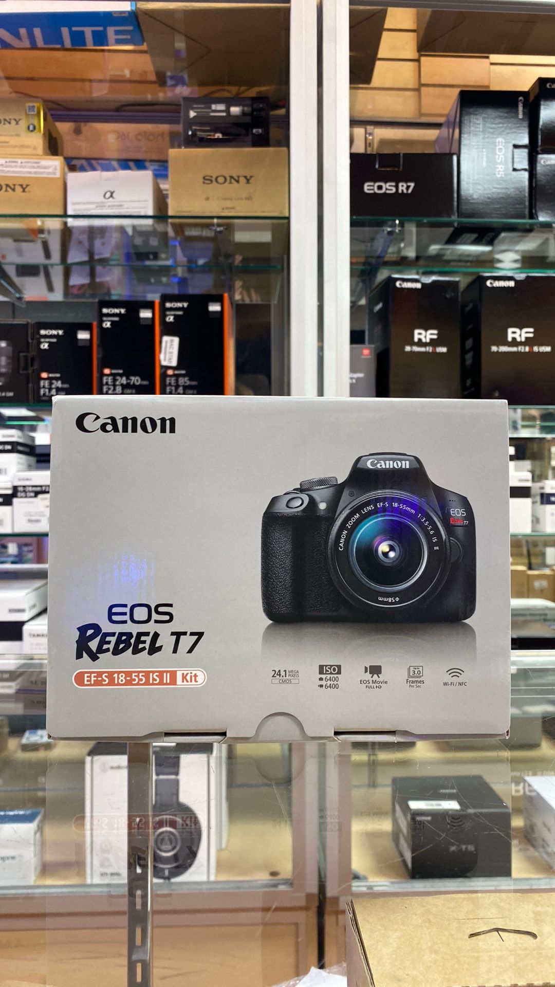 Canon EOS Rebel T7 Kit W/ 18-55mm Lens