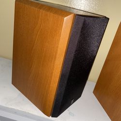 Yamaha Speakers 10 By 6 1/2 “ 