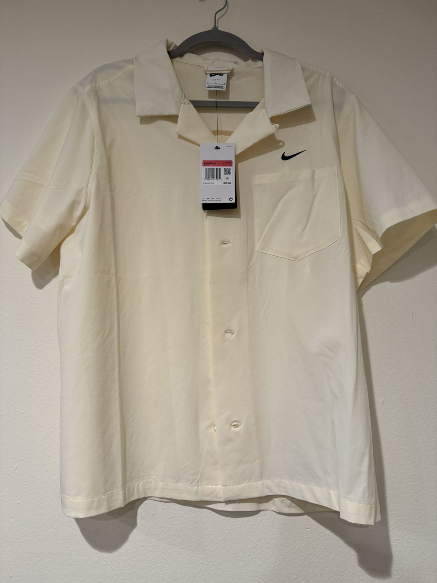 Nike SB Button Up Size Medium Men New