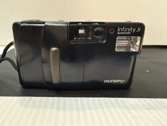 Olympus Infinity Jr/Quartz Date 35mm Point & Shoot Film Camera 35mm f/3.5