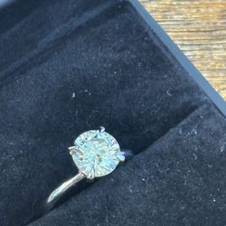 New 2.01 Carat Round Diamond Engagement Ring 14k White Gold