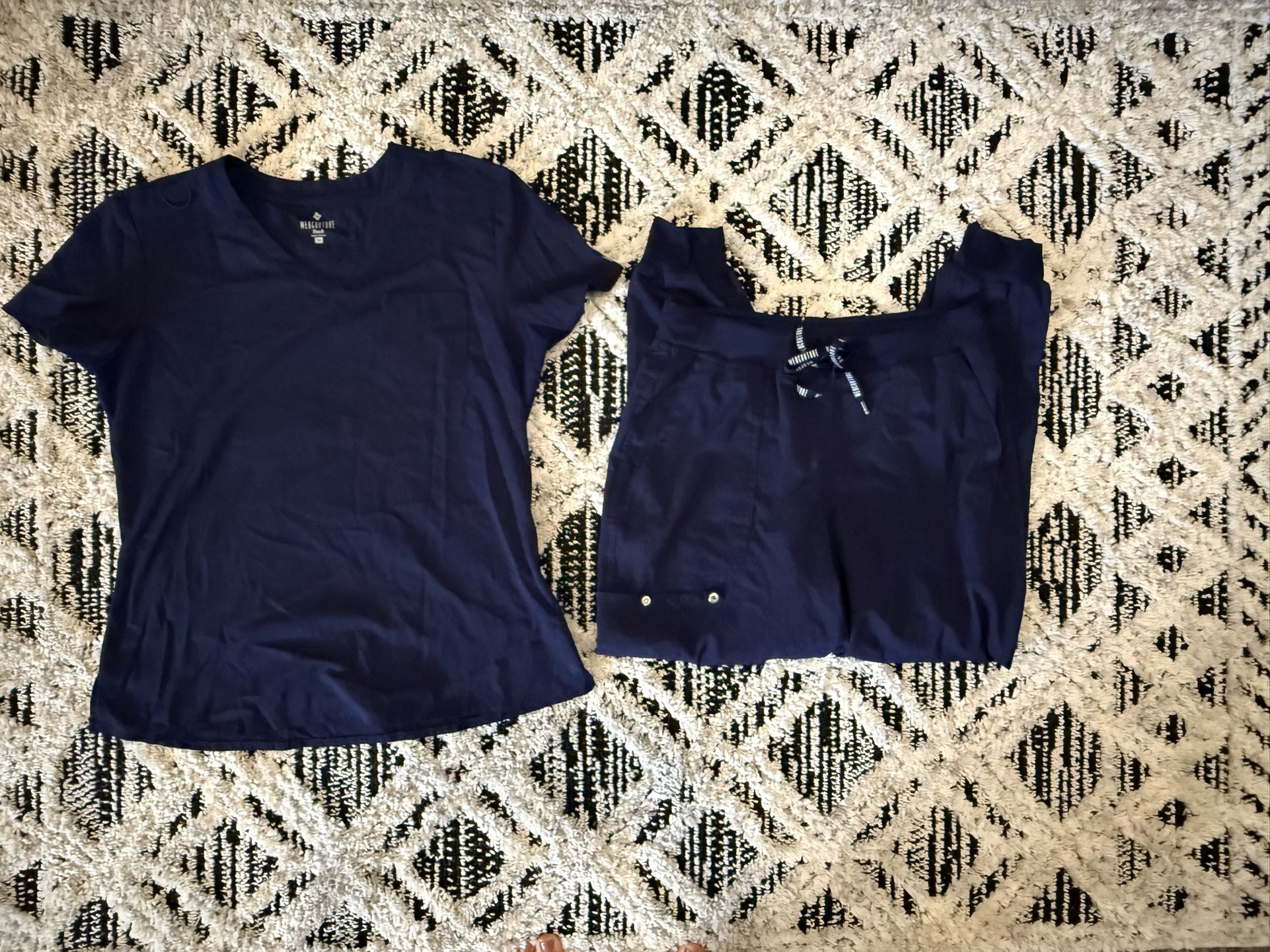 Scrubs- Women, MedCouture, Size M