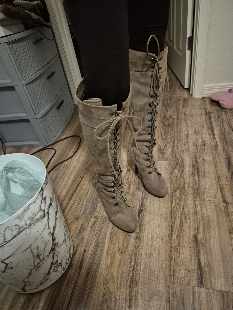 Brand new suede boots