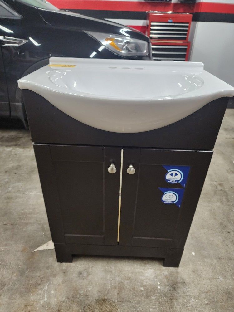 25" Cabinet/ Sink Vanity