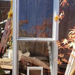 New Larson Storm Door 34x80 