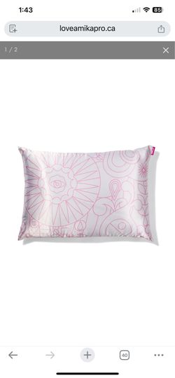 2 Sealed Amika Satin Pillow Cases
