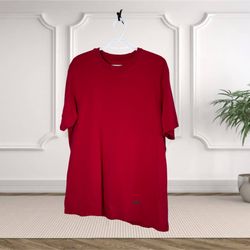 Supreme Minimalist Embroidered Tee – Red 🔥 Streetwear Classic