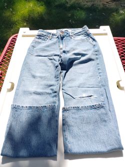 Garage Denim Slouchy Jeans Size 3 / 26 – NWT