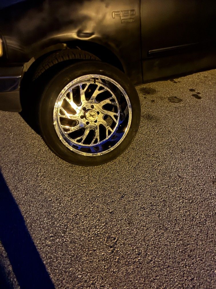 22" Xtreme Force FX8 Chrome Rims And Tires(4rims/4 Tires)