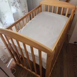 Rocking Baby Crib