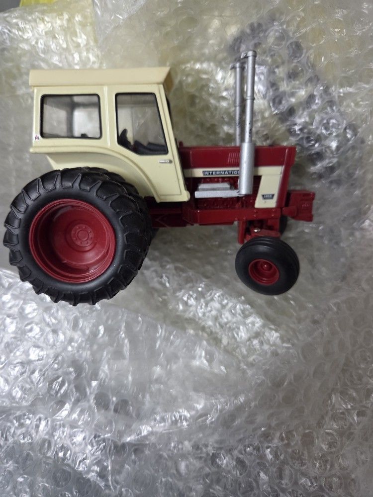 1468 International Tractor