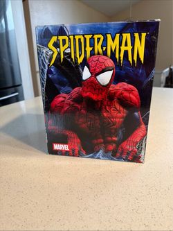 Marvel SPIDERMAN Sculpture Asylum & Livingston 2004 Diamond Select NEW