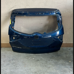 (274) 18-24 Buick Part Enclave liftgate lift gate hatch 2018 2019 2020 2021 2022 2023 2024