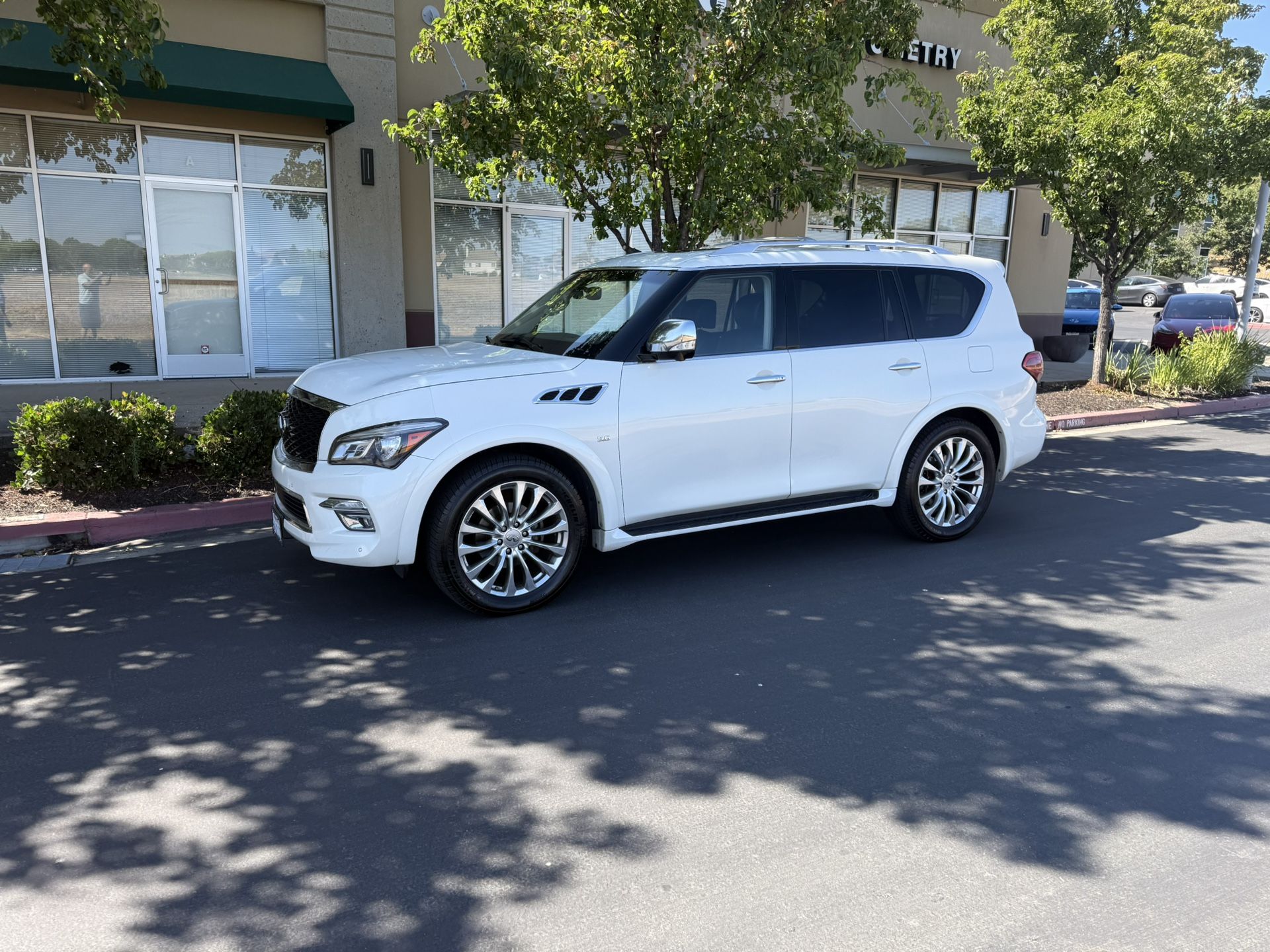 2015 Infiniti Qx80