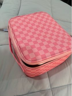Makeup travel bag with mirror