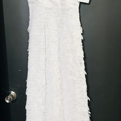 David’s Bridal White Wedding Dress Size 2 (Length 54”)