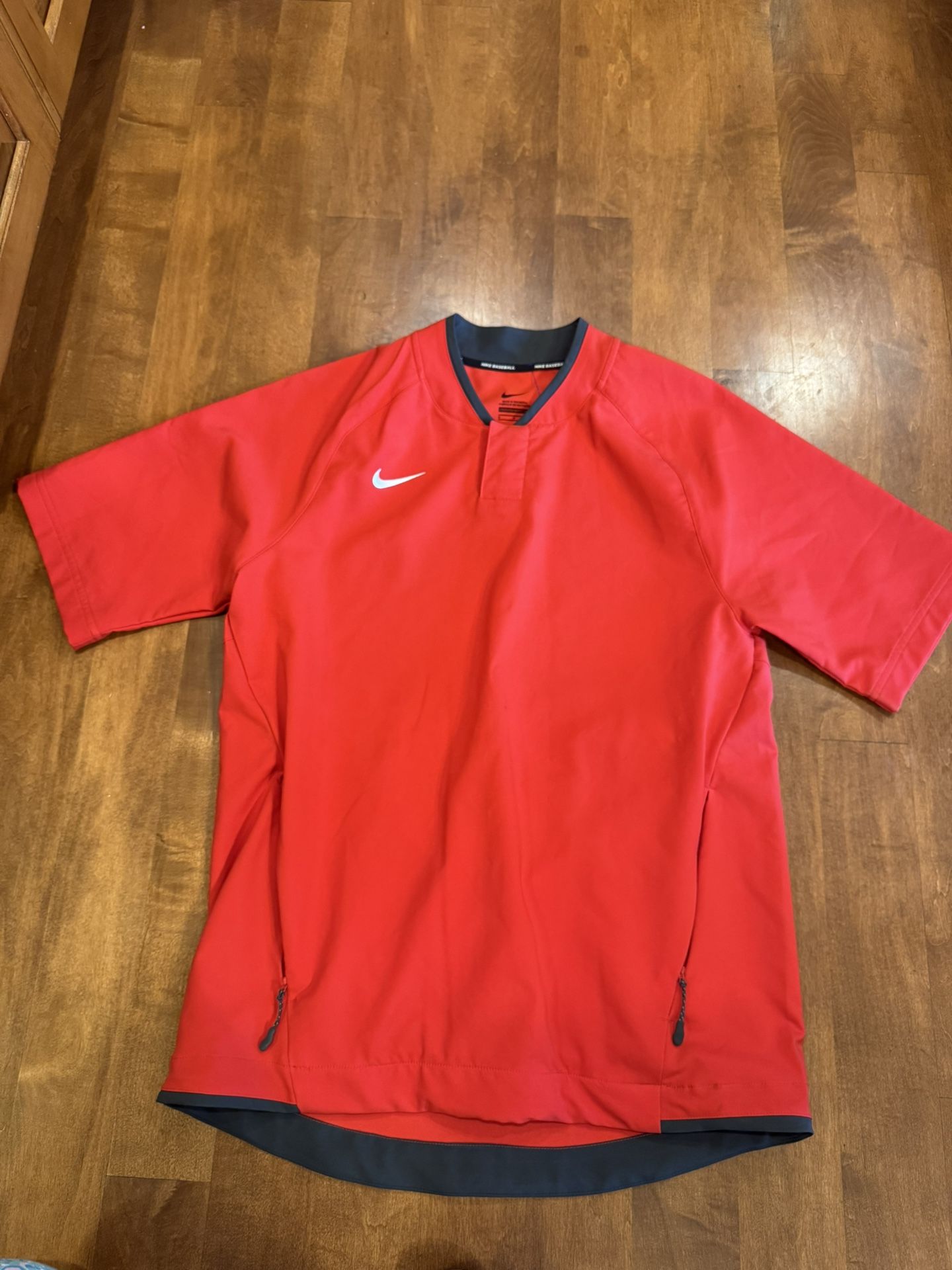 Men’s Nike baseball shirt with zipper pockets shipping available