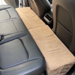 Orvis Back Seat Extenders For Dogs