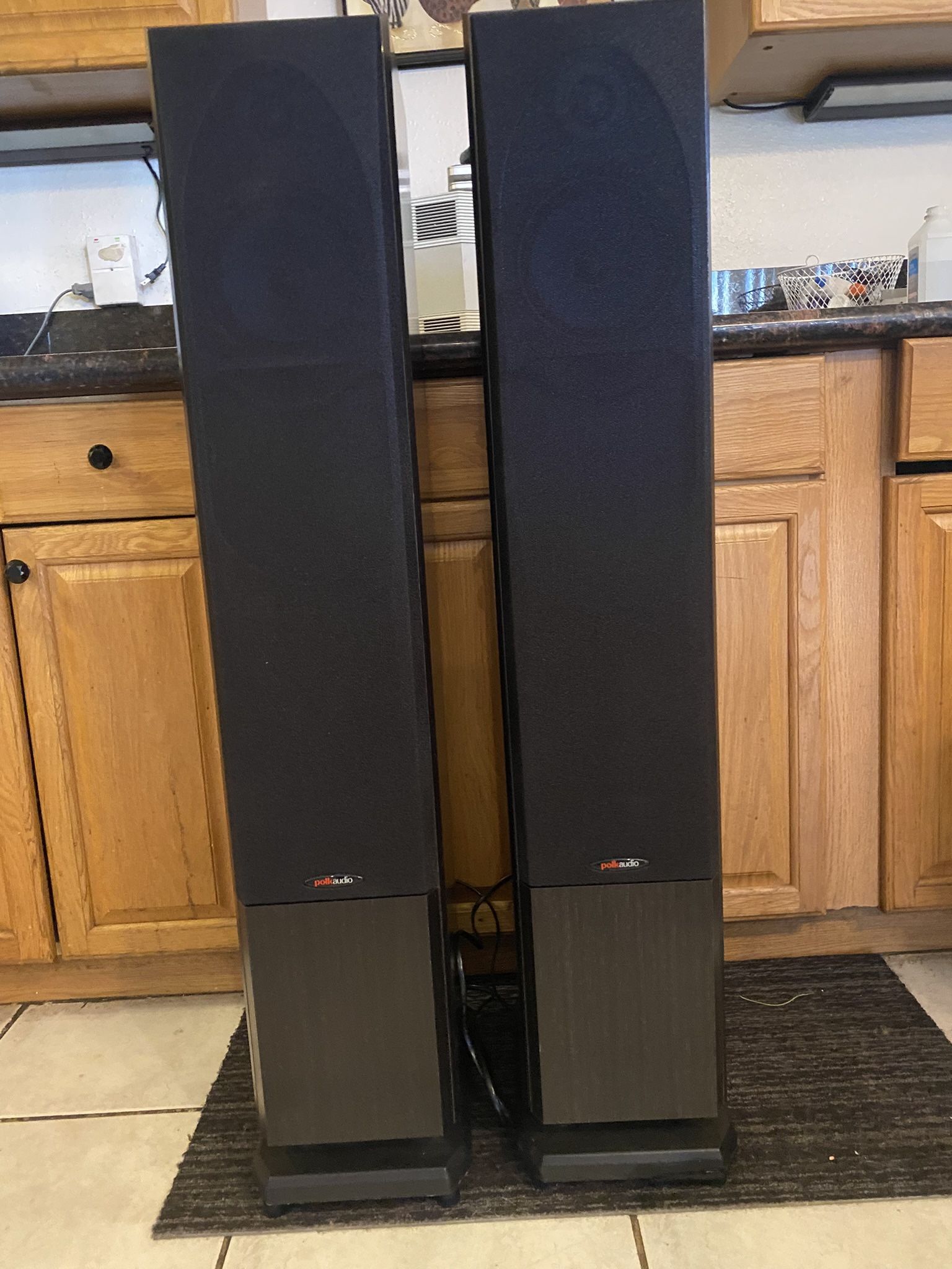 Powered Polk Audio Tower Speakers