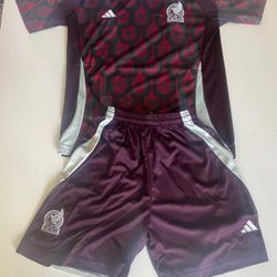  Jersey con short de seleccion Mexicana de local 2024 para niños.