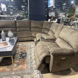 Brown Sofa Sectional w/ 3x Power Recliners & Wireless Charger 