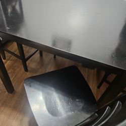 Square Dining Table With 4 Chairs 
