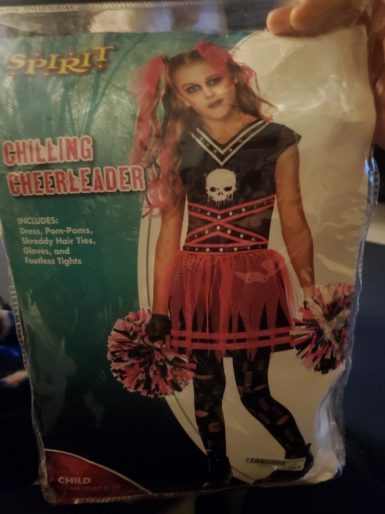Chilling Cheerleader
