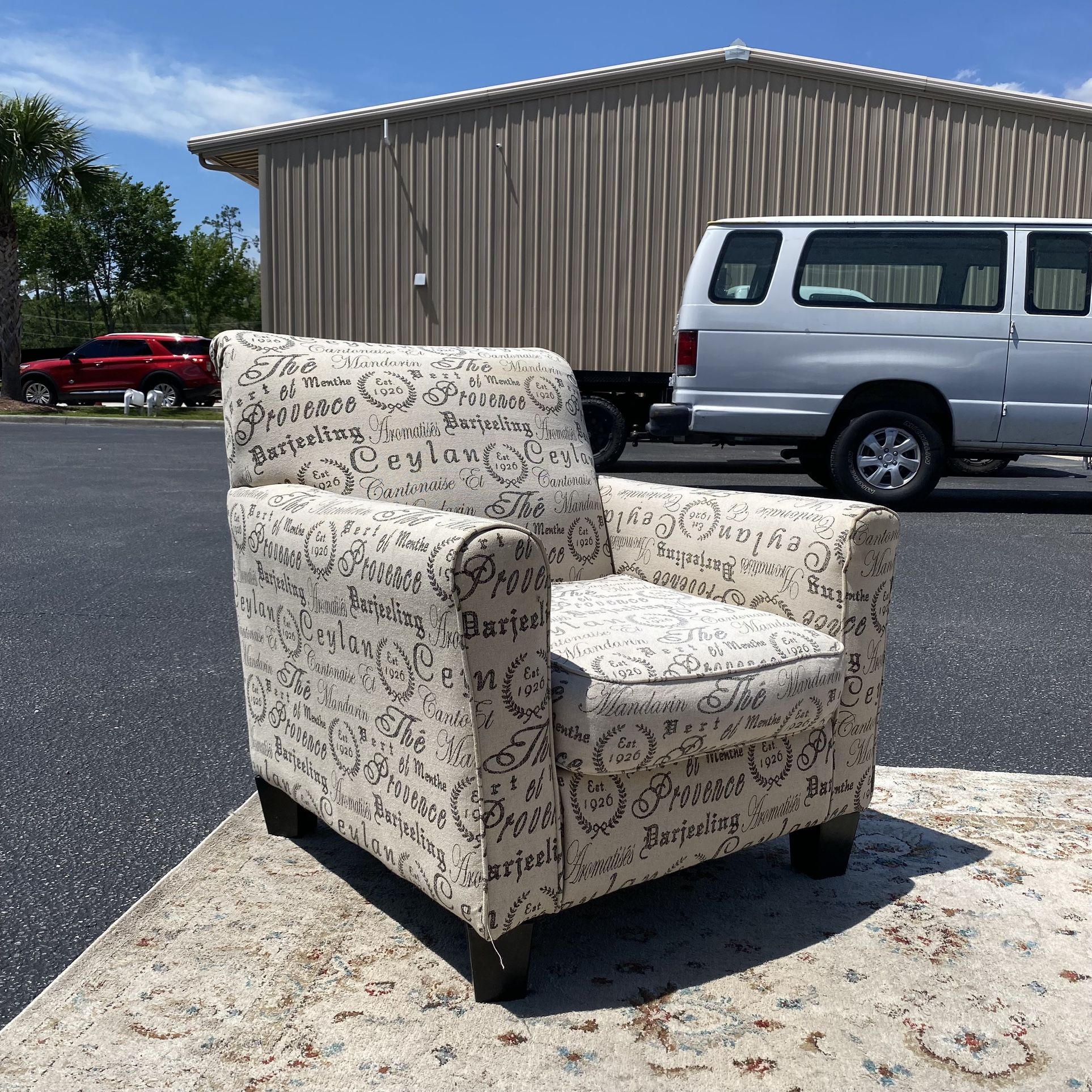 Ashley Furniture French Script Accent Chair