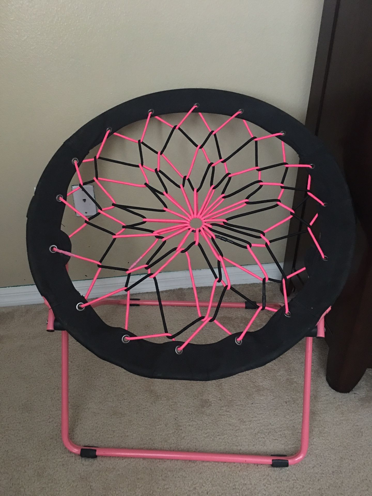 Black and Pink Bungee Chair