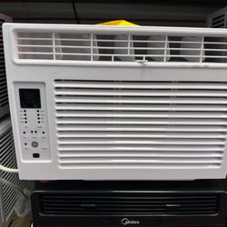 6000btu Windows Ac By GE.  Complete Set New In Box With Warranty