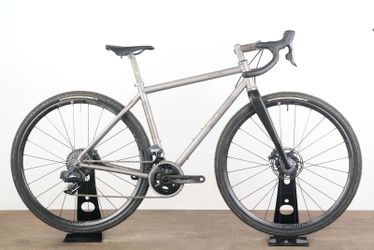 NEW 52cm Moots Routt RSL Force AXS Chris King R45 Titanium Gravel Disc Bike