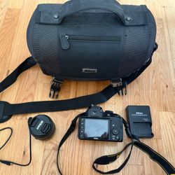 Nikon D3300 With Bag