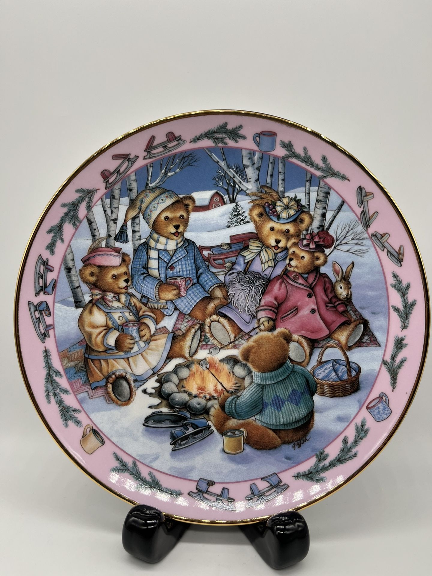 Collectors Plate : The Franklin  Mint Heirloom Recommendation Royal Doulton Teddy Bear Sledding Plate