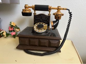 Antique phone