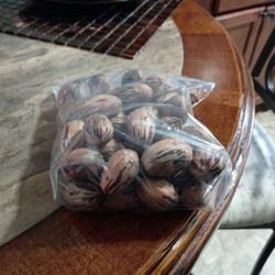 Pecans $5.00 Per Bag