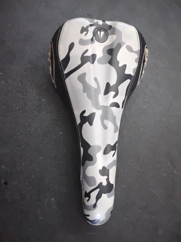 SDG Bel Air Saddle