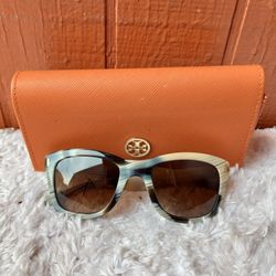 Tory Burch
Light Tortoise Shell - Hard To Find Sunglasses

 