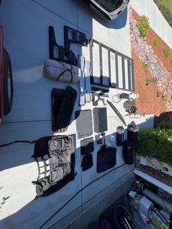 Bronco accessory lot (roof rack, deep sleep, overland…)