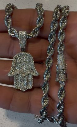 Hamsa with diamond lock rope or Franco