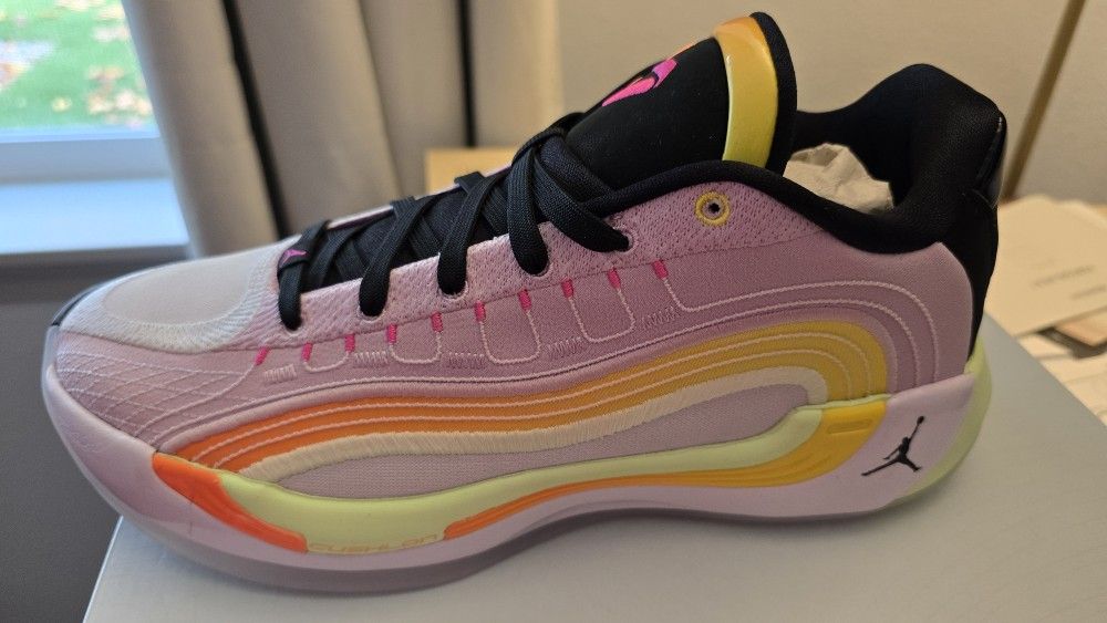 Jordan Luka 4 Size 10 Basketball Shoes