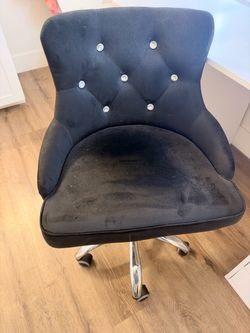 Vanity chair
