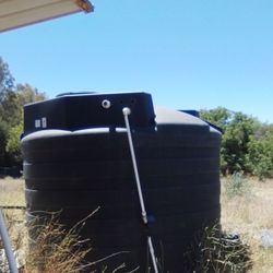 2,650 GALLON WATER TANK