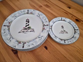 Totally Today vintage 1980s lighthouse plates