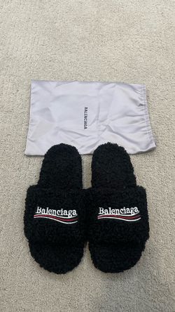 Balenciaga slides - size 9-10 US