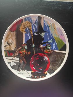1979 Limited Edition " The Wicked Witch of the West" Hand-Painted Fine China Collectors Plate