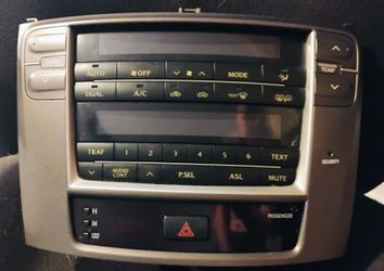 Lexus Car Stereo Unit