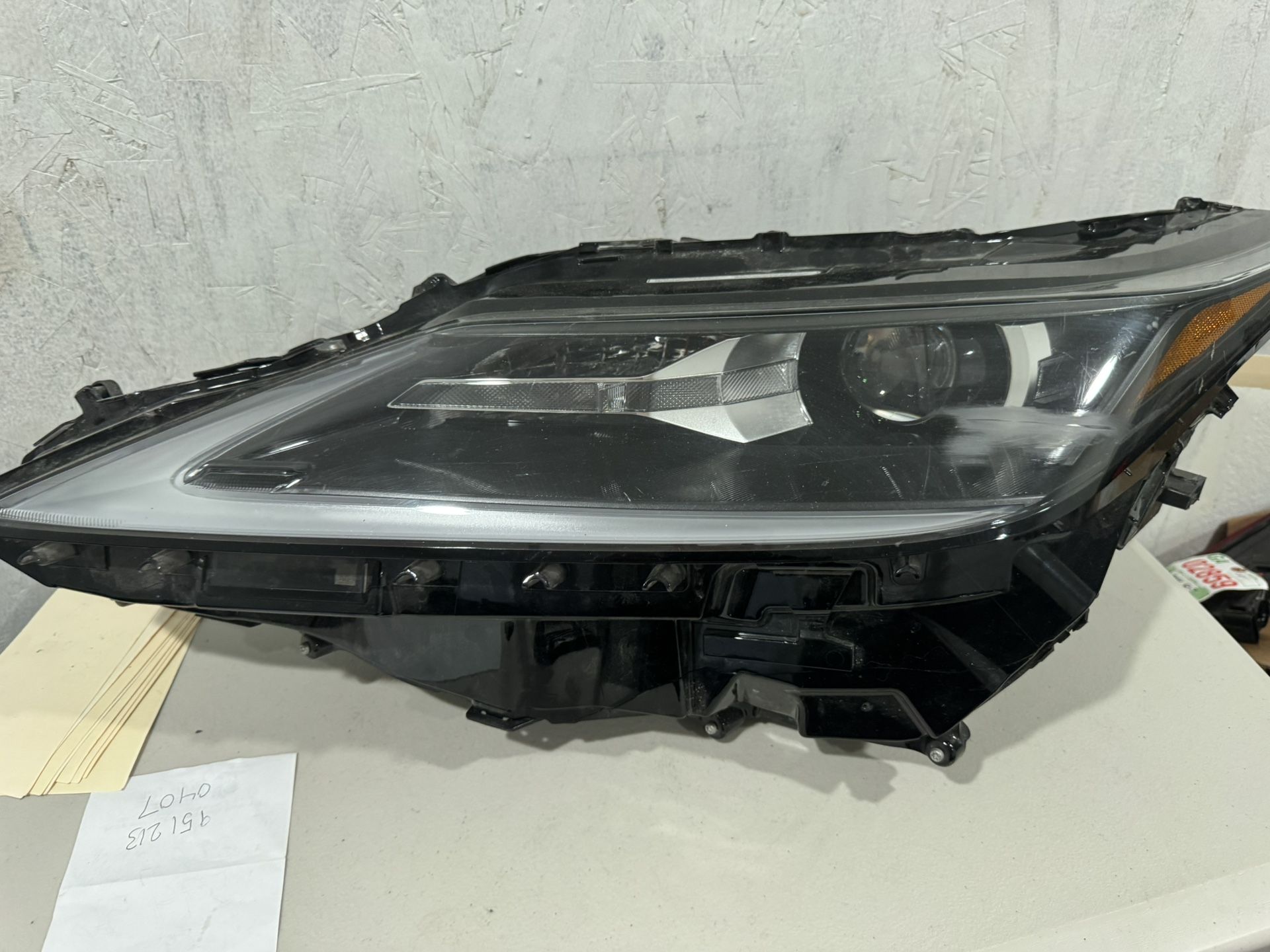 2021 Lexus Rx350 Left Headlight 