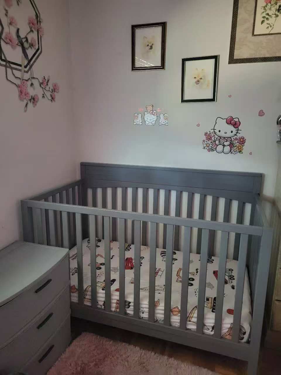 baby crib