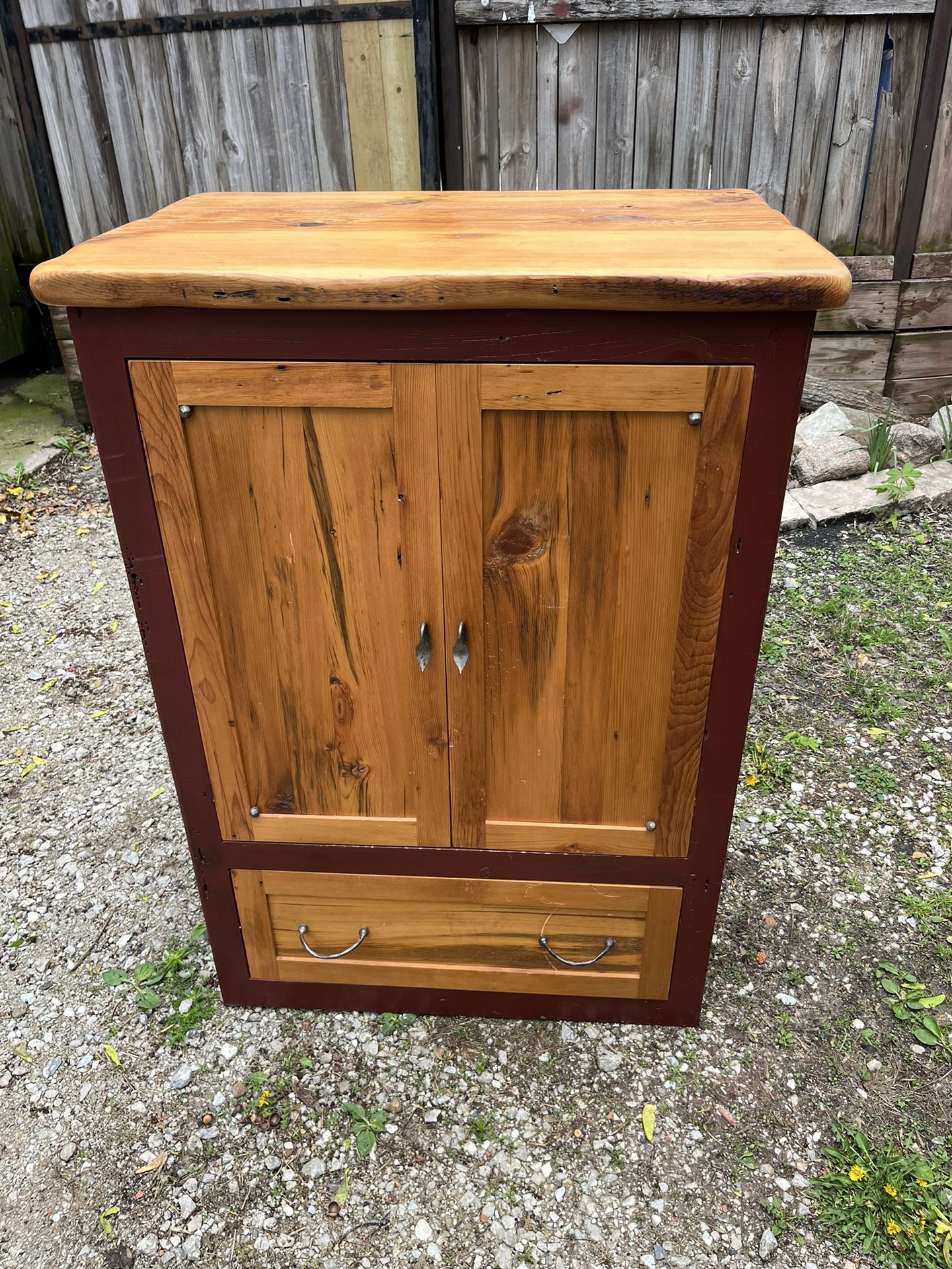 Wood dresser furniture